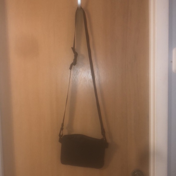 PINK crossbody - Picture 3 of 3